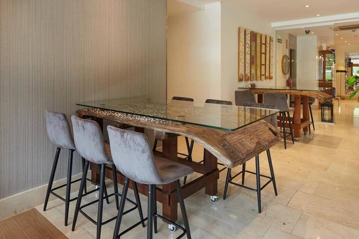 Hôtel pour 4 personnes, avec vue et jardin, animaux acceptés à Huarte - 3