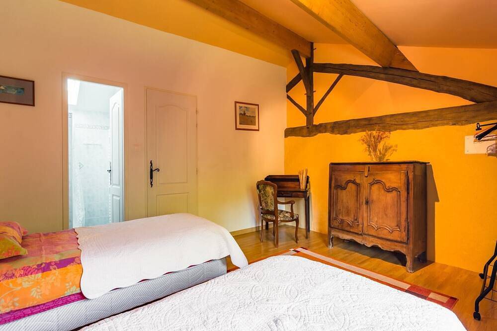 Refugio junto a la piscina en Salles in Salles-de-Belvès, Périgord Noir