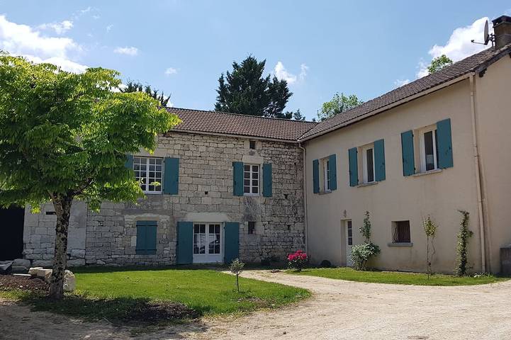 Location de vacances pour 16 personnes à Courbiac