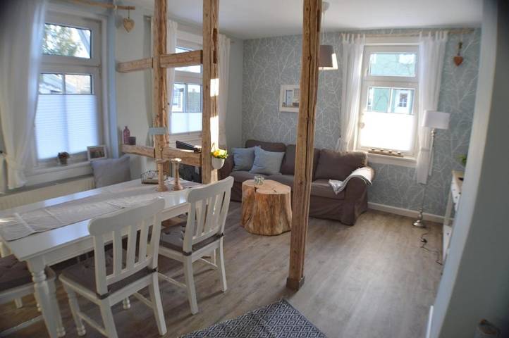 Ferienwohnung für 2 Personen, mit Terrasse und Garten sowie Ausblick in Tabarz - 2