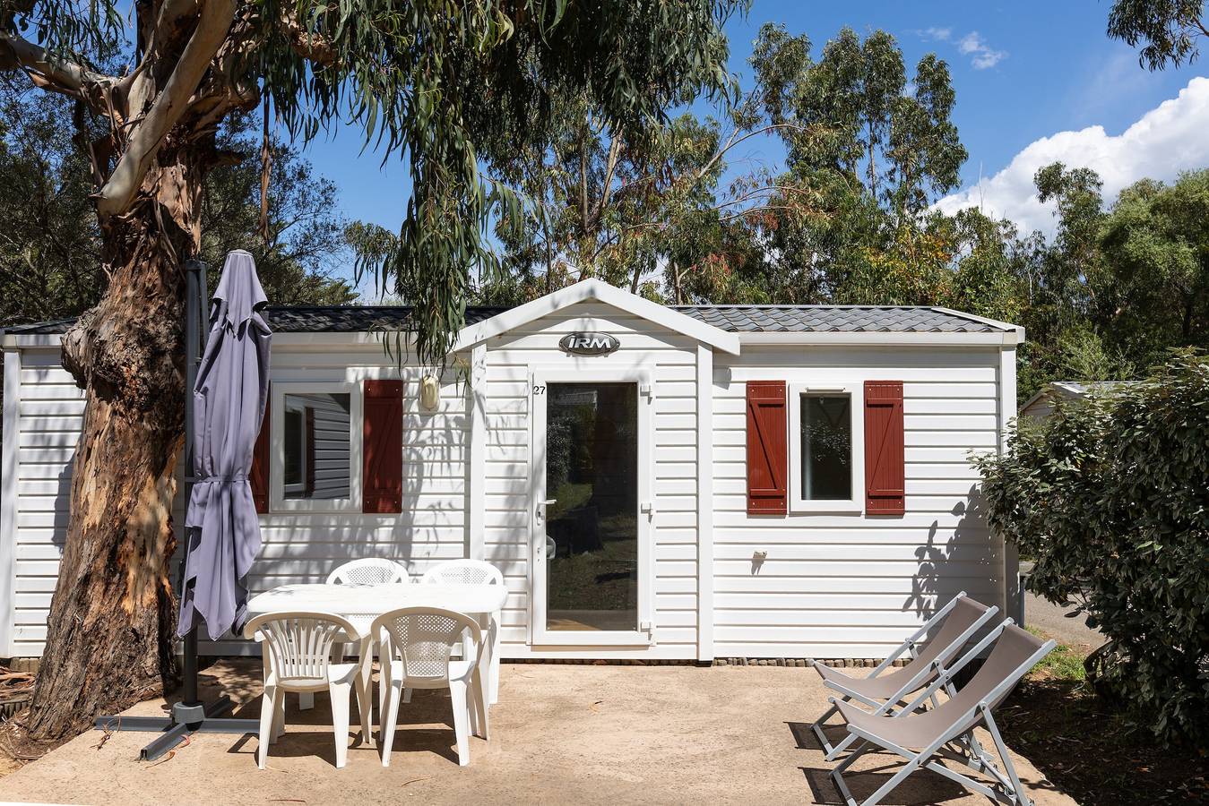 Mobile Home 'Village Camping De L'ostriconi 27' with Sea View, Shared Pool and Wi-Fi in Palasca, Calvi region