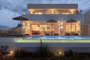 Ferienhaus für 6 Personen, mit Balkon und Garten in Pitsidia