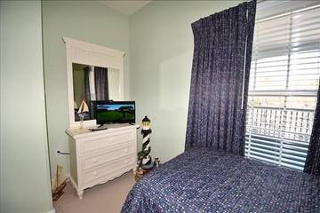 Villa for 4 Guests in Barefoot Resort, North Myrtle Beach, Picture 1