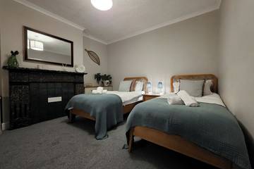 Apartment for 4 People in Folkestone, Kent Downs, Photo 2