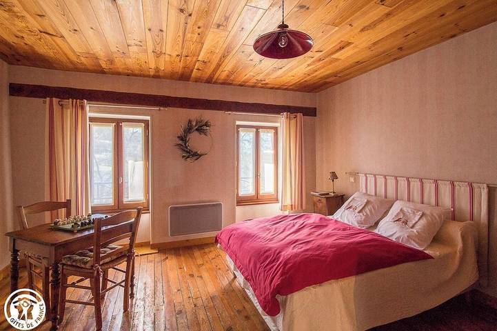 Location de vacances pour 5 personnes, avec jardin à Avèze - 2