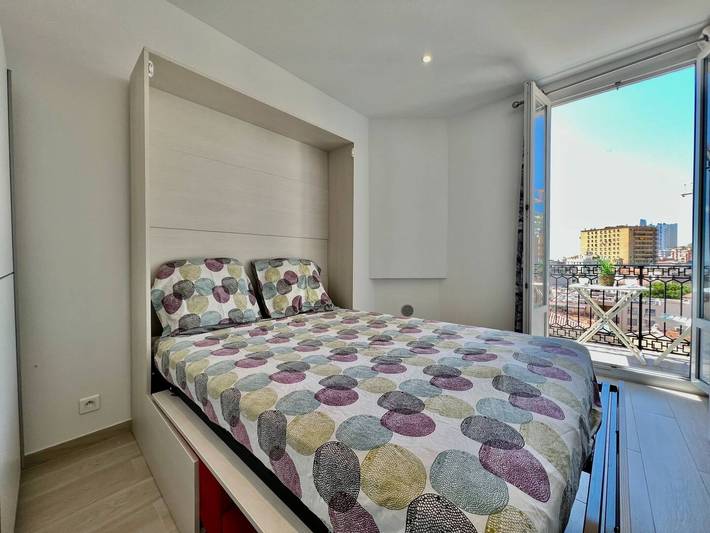 Gîte pour 2 personnes, avec terrasse à Beausoleil - 3