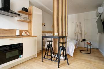 Ferienwohnung für 2 Personen, mit Terrasse und Whirlpool in Verdun