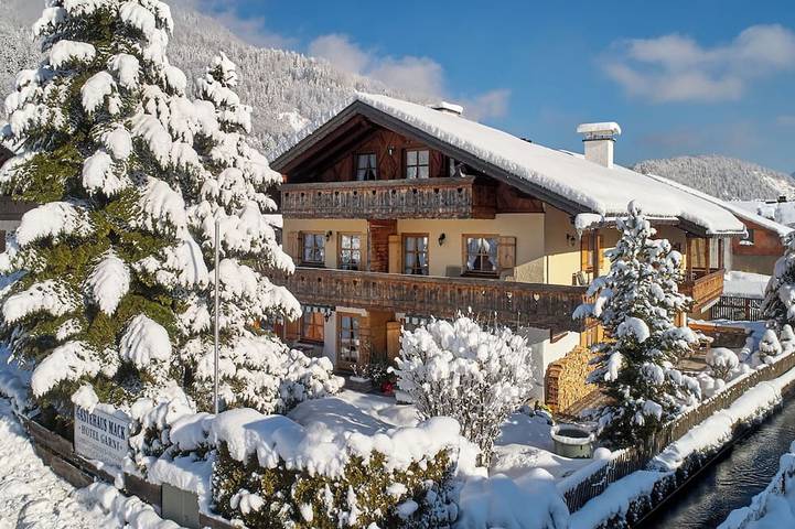 Ganze Wohnung, Gemütliche Ferienwohnung in der Nähe von Garmisch-Partenkirchen. in Oberau, Bayerische Alpen