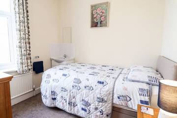 Cottage for 12 People in Rhos on Sea, Conwy region, Photo 1