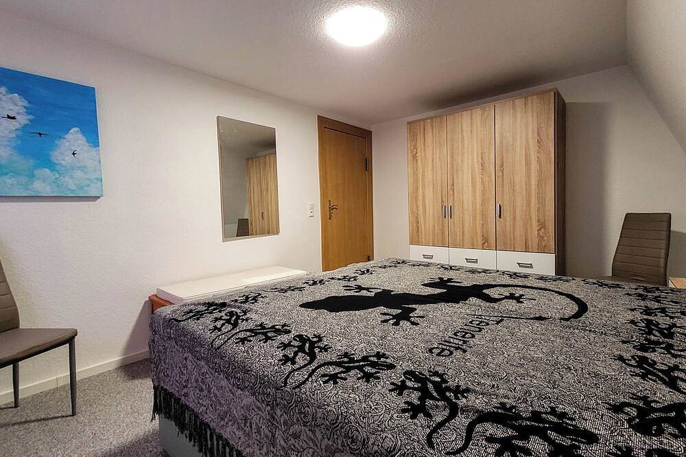 Ganze Wohnung, Ruhig gelegene Ferienwohnung in idyllischer Umgebung - Entspannung garantiert in Groß Lindow, Region Oder - Spree