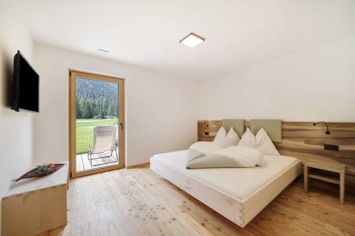 Appartamento intero, Appartamento "Masi Rosmarin" con vista sulle montagne, terrazza privata e Wi-Fi in Pracupola, Ultimo