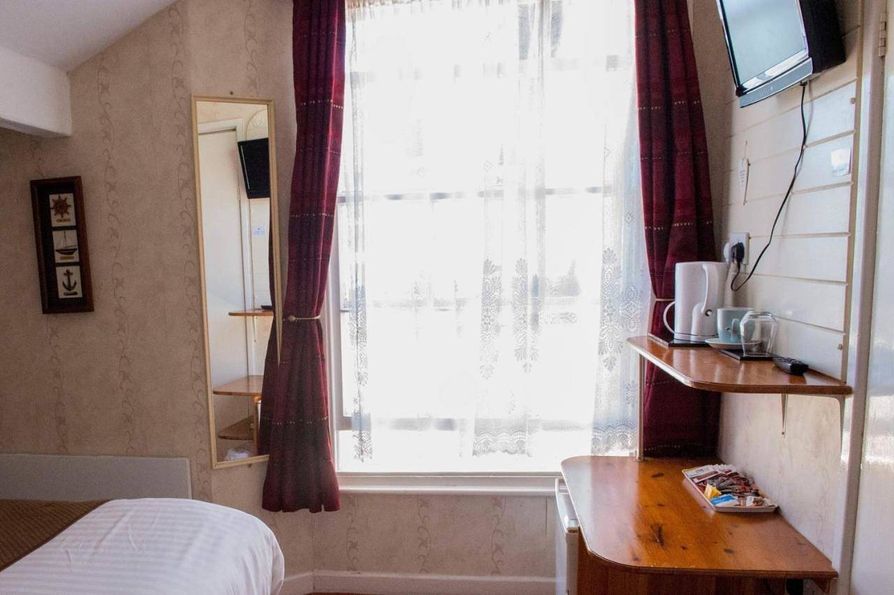Double or Twin Room with Partial Sea View in Falmouth (Cornwall), Cornwall