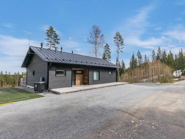 Villa hirvas in Pälkäne