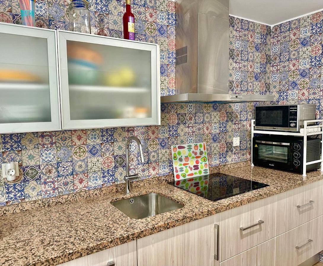Appartamento intero, Three-Bedroom Apartment in Calahonda, Motril