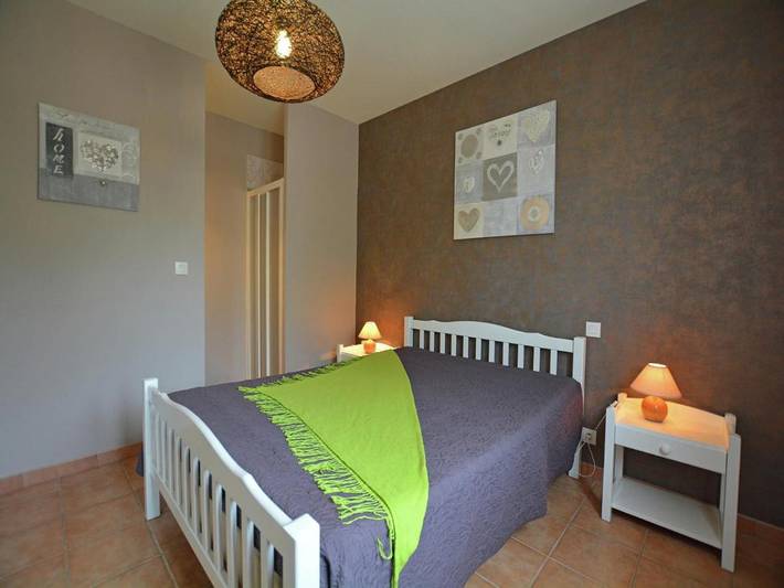 Location de vacances pour 8 personnes, avec piscine ainsi que jardin et terrasse, animaux acceptés à Saint-Victor-de-Malcap - 3