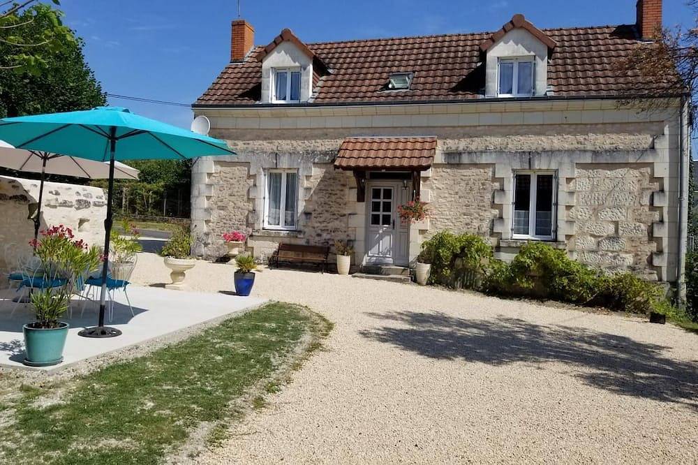 La Maison de Gatienne in Coussay-les-Bois, Vienne (France)