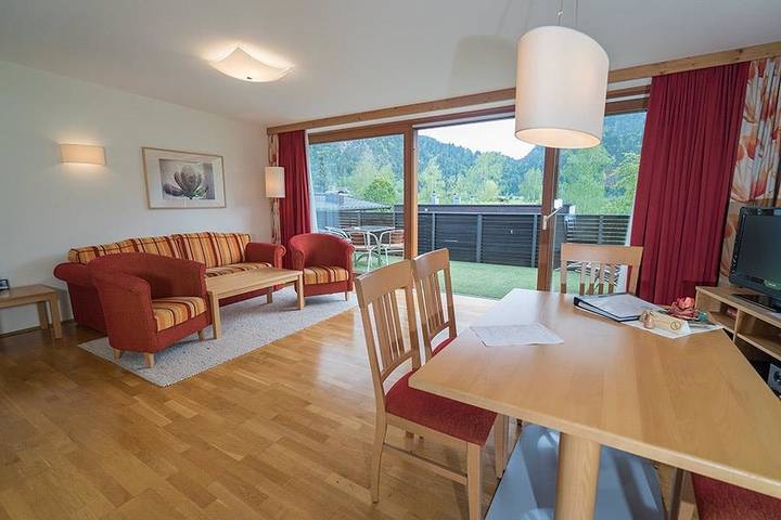Ferienwohnung für 6 Personen, mit Seeblick und Garten sowie Ausblick, mit Haustier in Kaisergebirge - 4