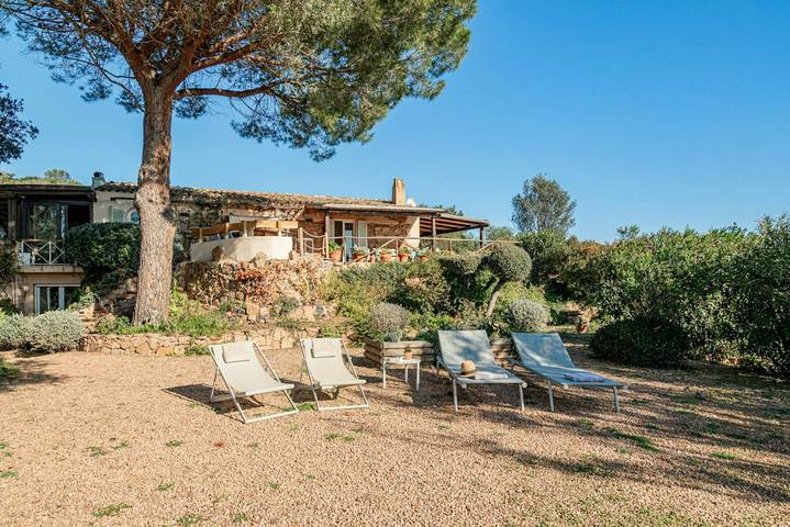 Mediterrane Villa im Nordosten Sardiniens in Spiaggia di Porto Istana, Olbia