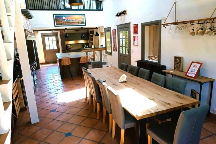 Location de vacances pour 12 personnes, avec piscine et jardin dans Réserve naturelle du Courant d'Huchet - 4