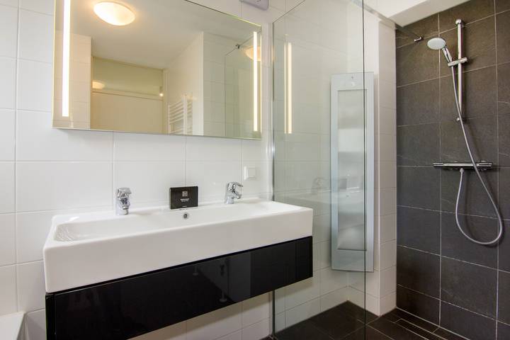 Bungalow für 8 Personen, mit Sauna und Terrasse sowie Balkon/Terrasse in Julianadorp - 3