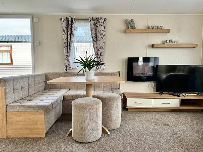 Parque de vacaciones para 8 personas, con piscina para niños además de piscina y jardín, Se admiten mascotas - 1