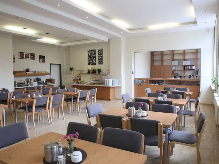 City Pension Magdeburg - Doppelzimmer in Magdeburg, Elbe-Börde-Heide