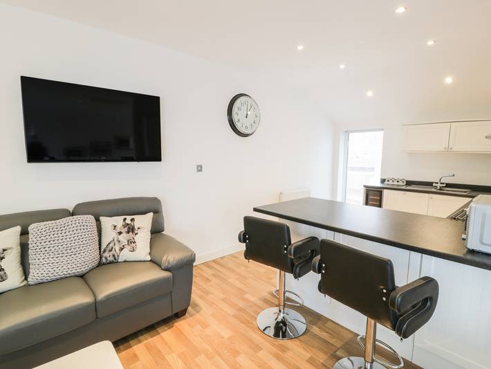 Entire apartment, 7 Marina View in Pwllheli, Gwynedd