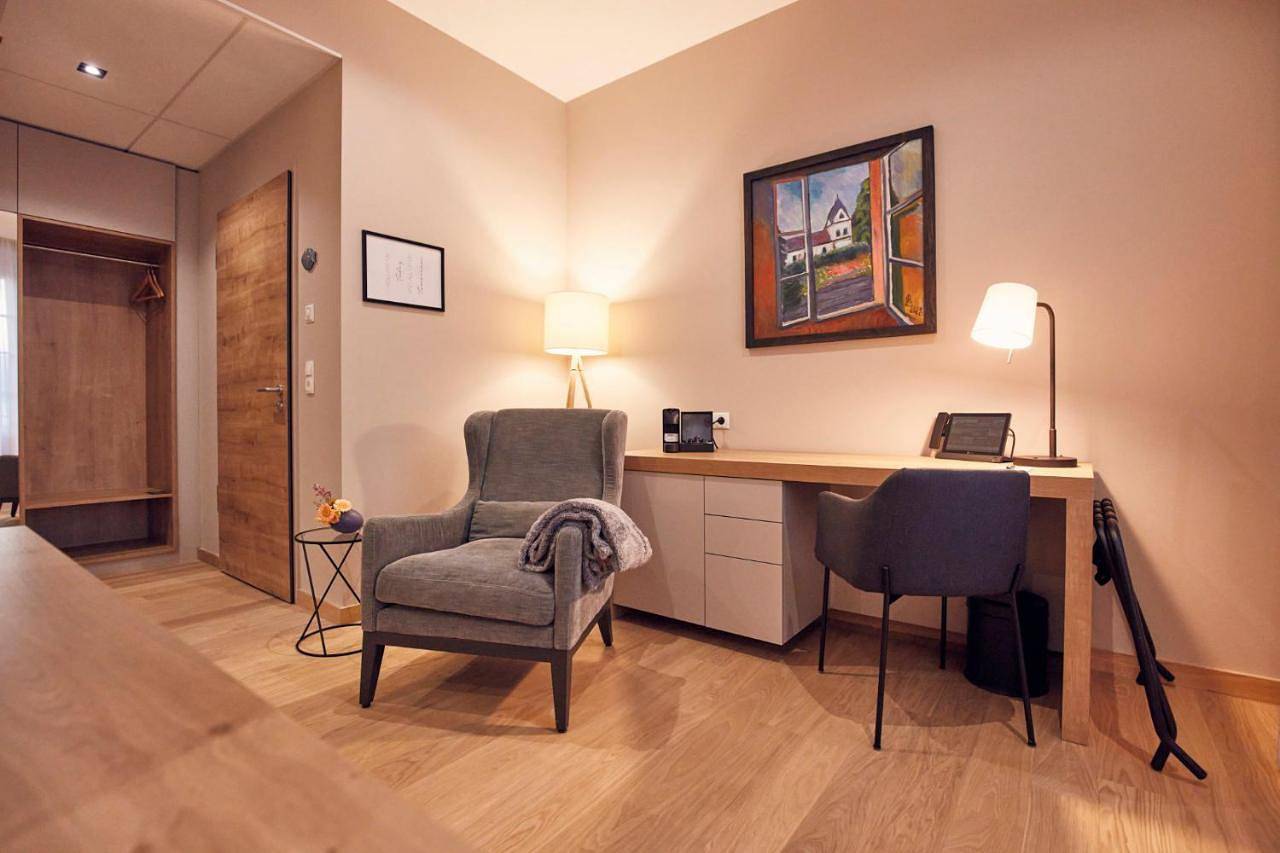 Seehotel Maria Laach in Laacher See, Glees