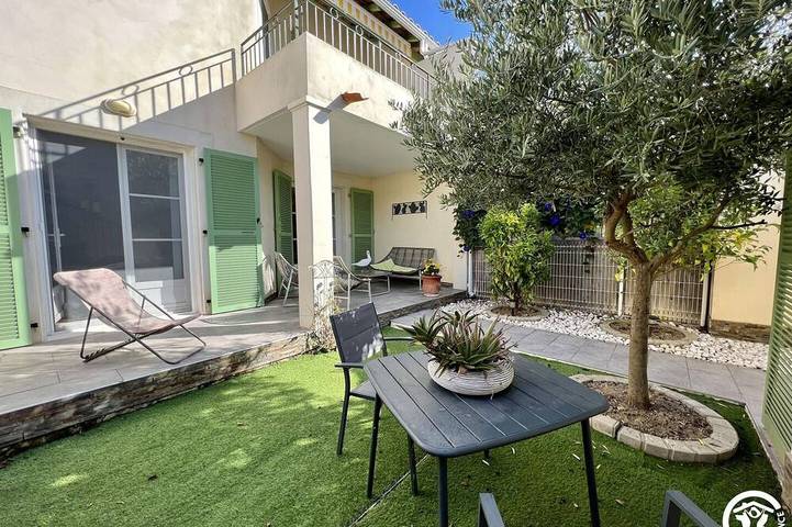 Location de vacances pour 6 personnes, avec jardin à Narbonne