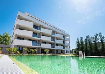 Ferienhaus für 6 Personen, mit Garten und Pool sowie Seeblick und Ausblick in Plattensee nordufer