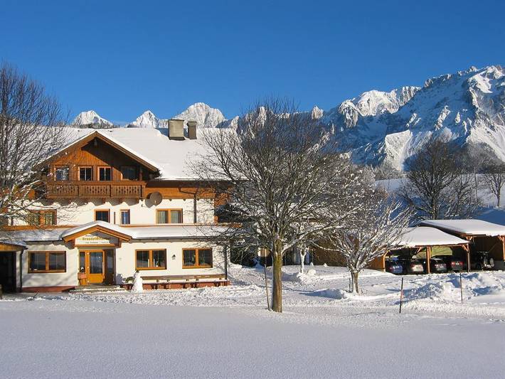 Ferienhaus für 4 Personen, mit Garten und Ausblick sowie Sauna und Pool, mit Haustier in der Steiermark