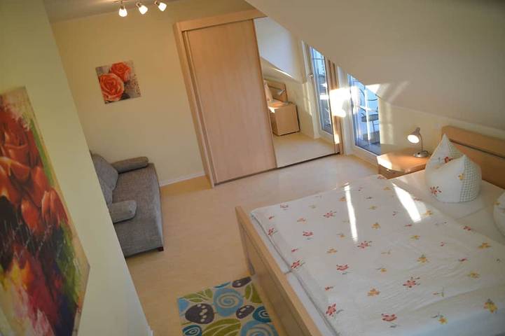 Ferienwohnung für 5 Personen, mit Balkon und Garten sowie Sauna in Neunburg vorm Wald - 3