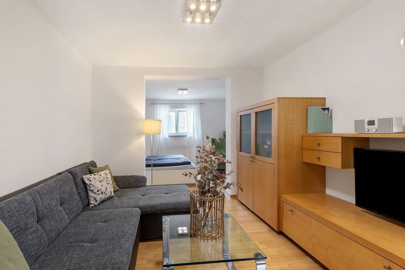 Ganze Wohnung, Ferienwohnung 'Emilia, 36qm' mit Privatterrasse und Wi-Fi in Münsingen, Neckar-Alb