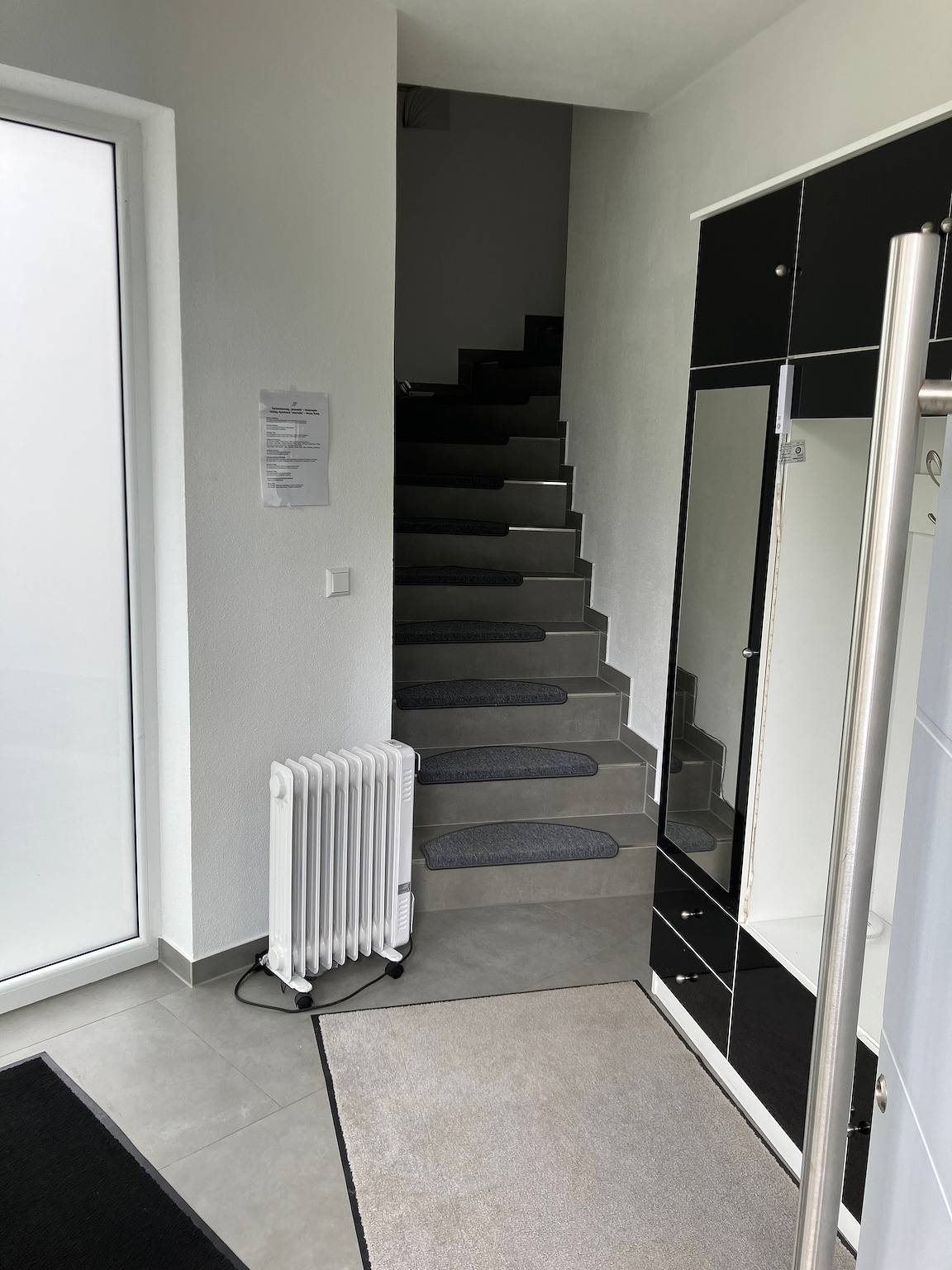 Ganze Wohnung, Ferienwohnung mit Terrasse, Garten & Grillmöglichkeit – Haustiere willkommen in Balingen, Neckar-Alb