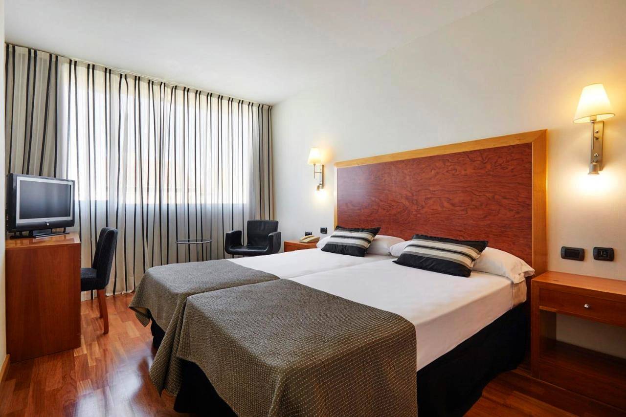 Hôtel pour 10 personnes avec terrasse in Saragosse, Province de Saragosse