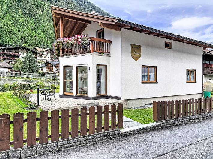 Ferienhaus für 10 Personen, mit Balkon und Terrasse sowie Garten in Kaunertal - 2