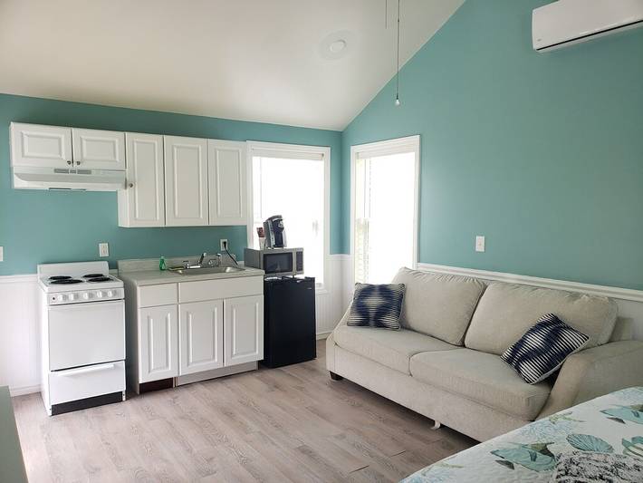 Vacation rental for 3 people, with balcony and yard in Old Orchard Beach