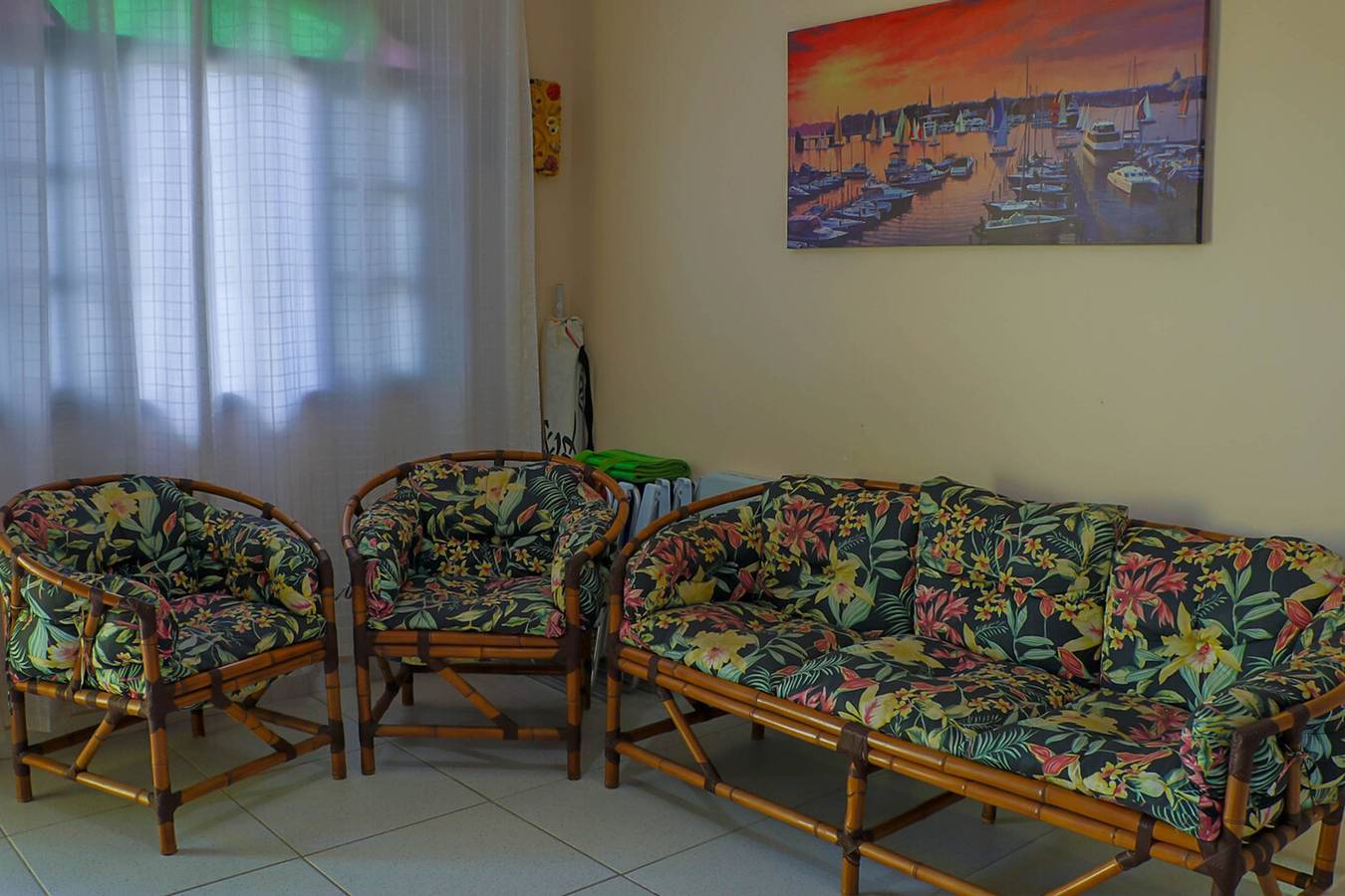 Casa com Wifi e churrasq a 500m da Praia de Suarão in Itanhaém, Baixada Santista