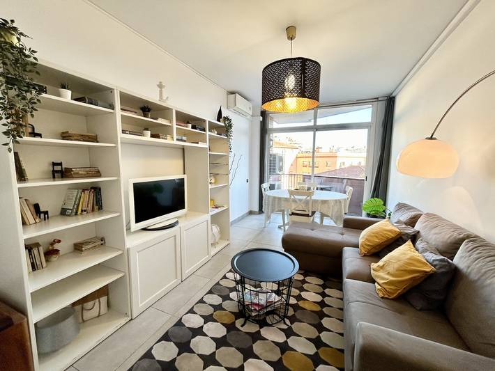 Ferienwohnung für 7 Personen, mit Balkon in Barcelona - 2