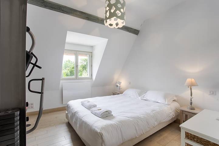 Location de vacances pour 8 personnes, avec jacuzzi ainsi que jardin et terrasse, animaux acceptés à Touques - 2