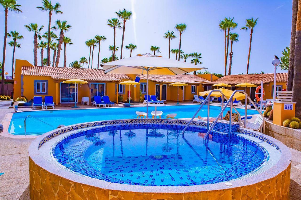 Bungalows Los Almendros - Exclusive Vacation Club in Maspalomas, San Bartolomé de Tirajana