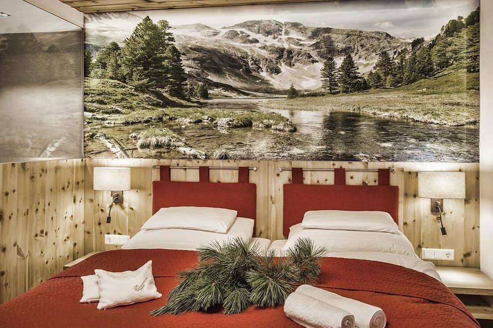 Habitación doble con ducha, Wc - 1. Zirben-Pension Lüftenegger in Mauterndorf, Distrito de Tamsweg