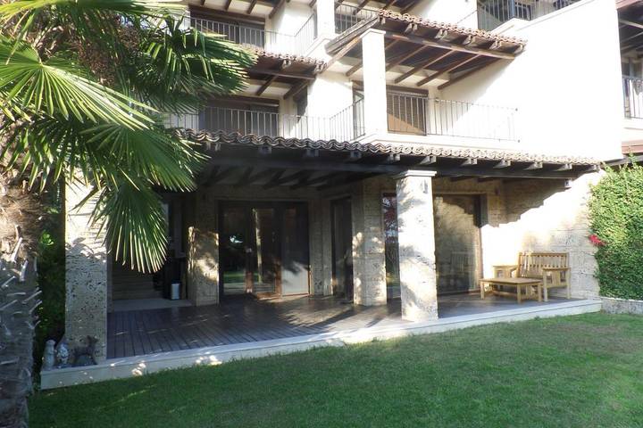 Villa for 9 people, with Balcony and Terrace as well as View in Sunny Beach