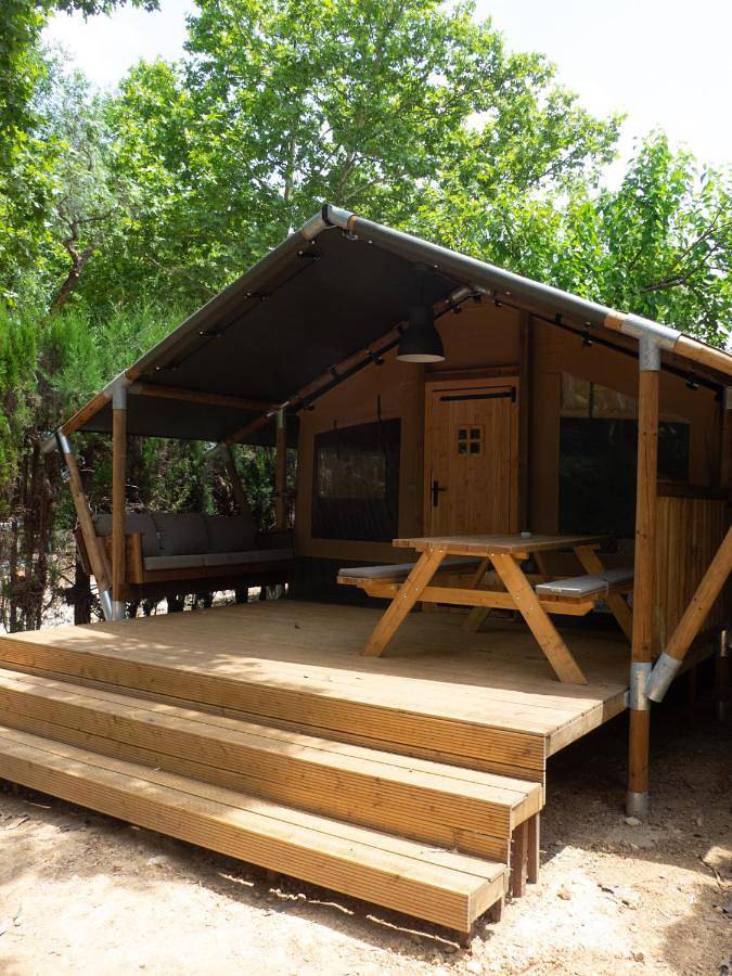 Camping für 4 Personen, mit Pool und Terrasse sowie Garten, mit Haustier - 1