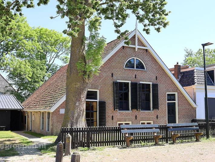 Ferienhaus für 12 Personen, mit Balkon/Terrasse und Terrasse - 1