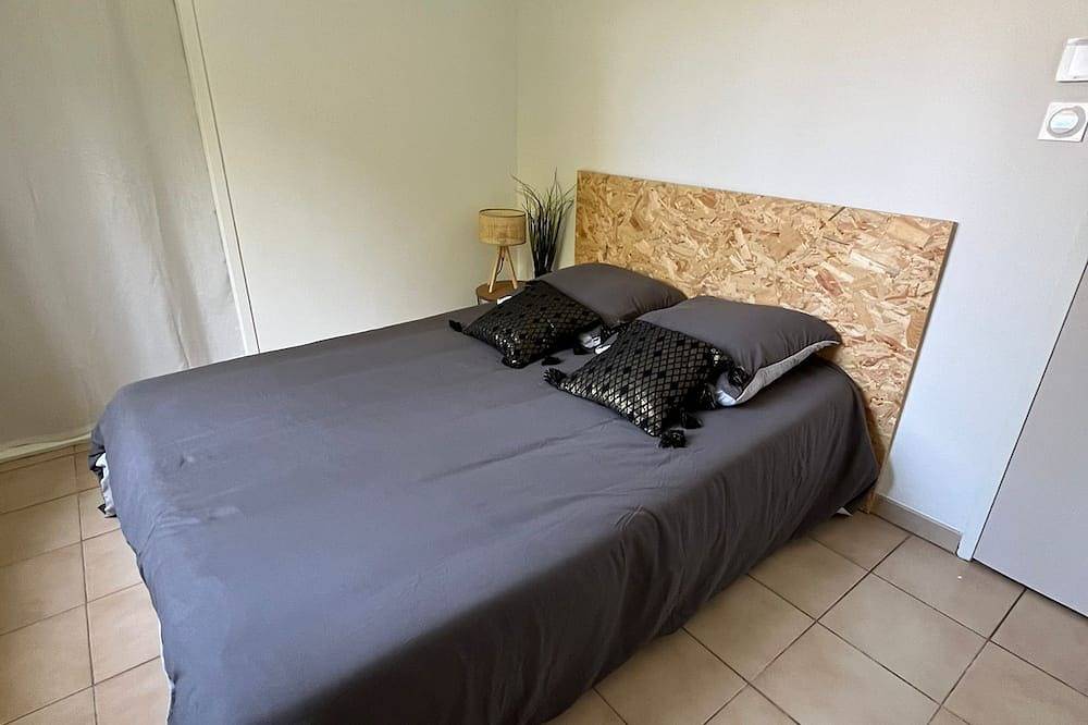 Maison Paisible à 8 Minutes de Nimes🙏 in Bouillargues, Region de Nimes