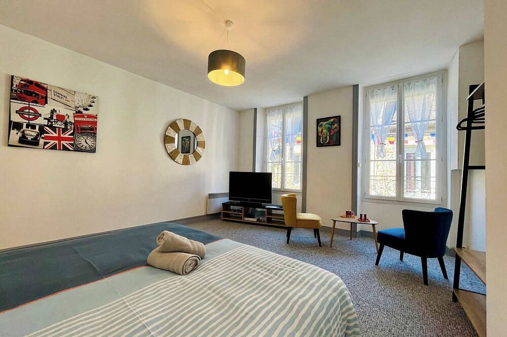 Entire apartment, Le Studio du Chateau - Center of Carentan in Carentan les Marais, Saint-Lô region