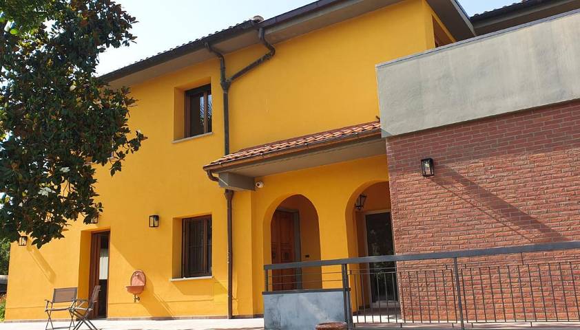 Chambre d’hôte pour 2 personnes, avec Terrasse et Jardin ainsi que Piscine et Vue à Greve In Chianti