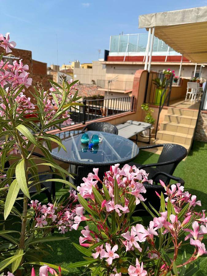 Royal Inn Aparthotel in Central Lloret de Mar, Lloret de Mar