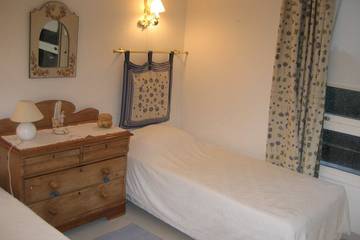 Villa pour 8 Personnes dans Cap Bénat, Bormes-les-Mimosas, Photo 2